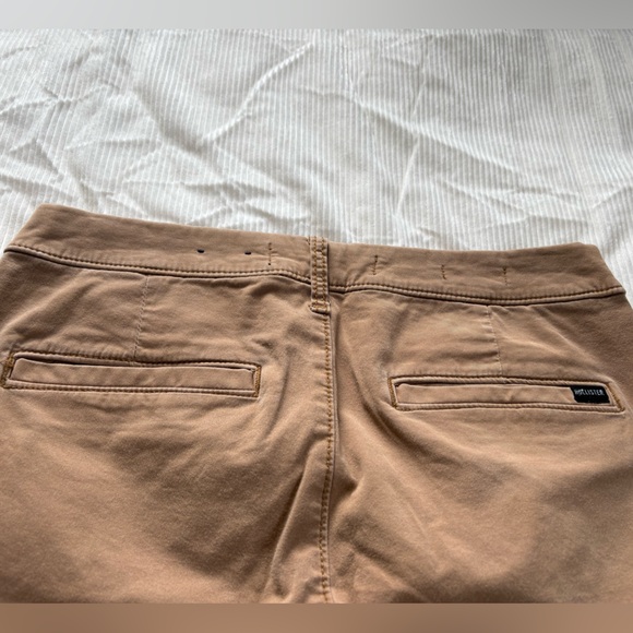 Hollister California Men’s Tan Chino Pants Size 29x30 - Slim Straight Khakis - Picture 6 of 6